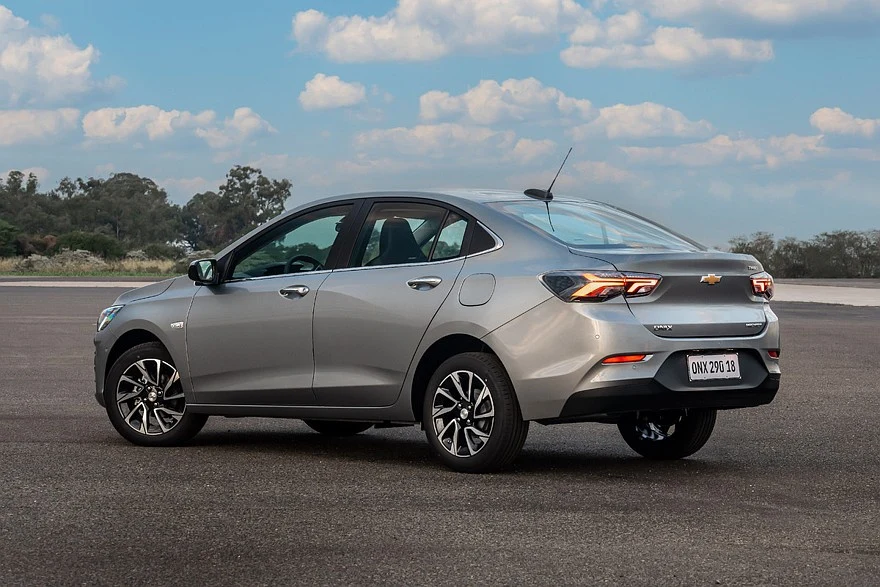 Chevrolet Onix Plus