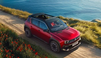 &laquo;Южный&raquo; кроссовер: в продажу поступил Renault 4 Plein Sud, цены известны