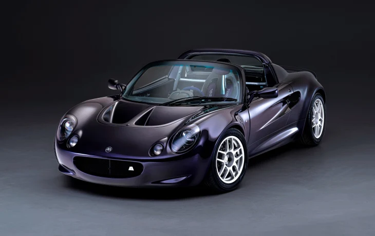 Рестомод Analogue VHPK на базе Lotus Elise S1: водитель по центру и масса менее 600 кг