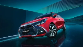 Toyota Glanza подвергли рестайлингу следом за исходным Suzuki: больше агрессии и новый мотор