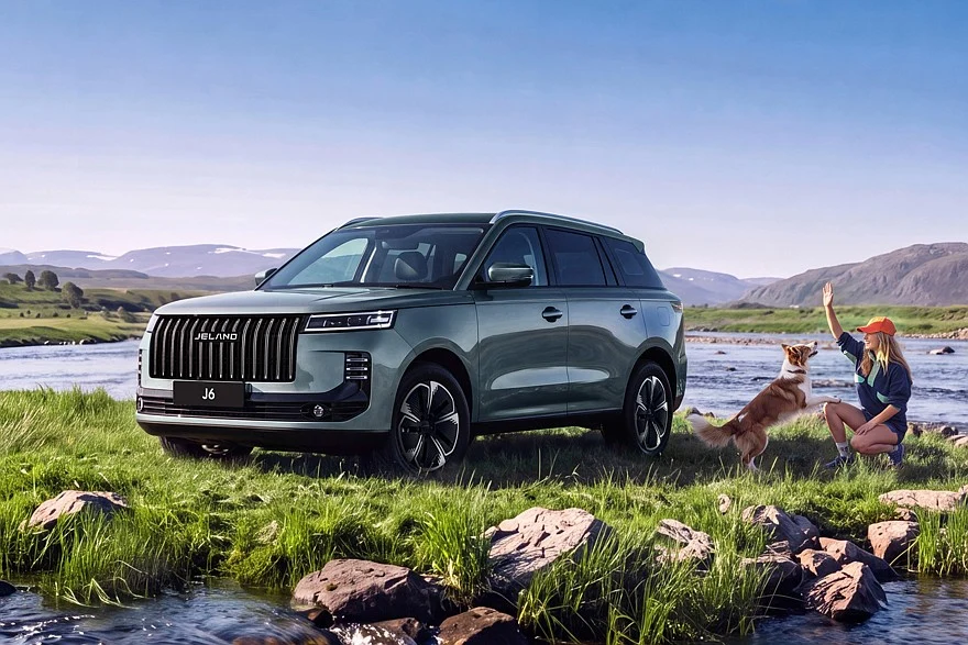 На фото: Jeland J6 AWD