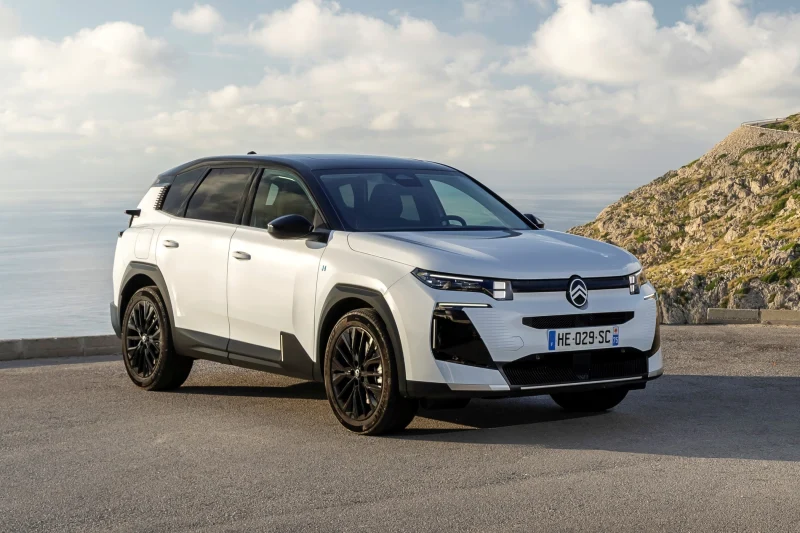 Апгрейд на бумаге: Citroen приписал plug-in гибридному C5 Aircross лишние 30 л.с.