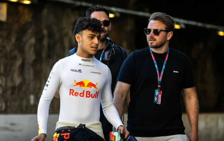 FIA одобрила досрочную выдачу суперлицензии Арвиду Линдбладу