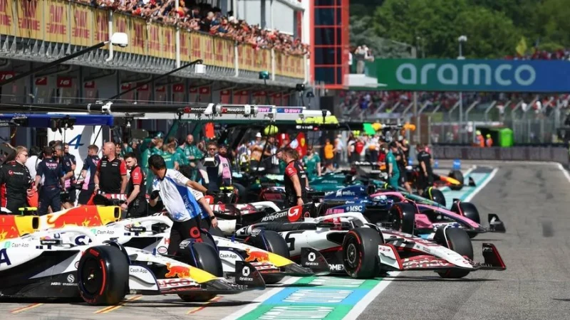 Трансляция гонки Формулы 1 в Имоле