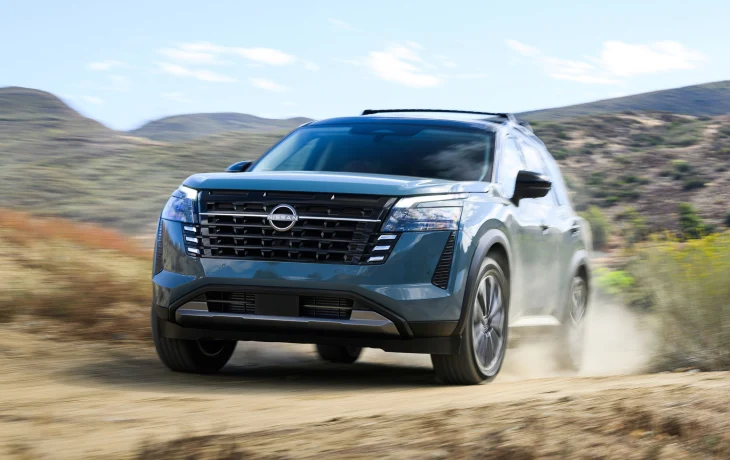 Наконец-то честный внедорожник: на Nissan Pathfinder в новом поколении вернётся рама