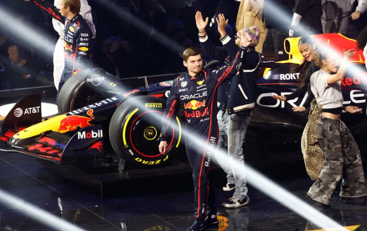 FIA выпустила заявление по поводу освистывания Макса Ферстаппена на F1 75