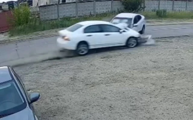  &laquo;Пытался повернуть налево&raquo;: три автомобиля столкнулись в Пензенской области