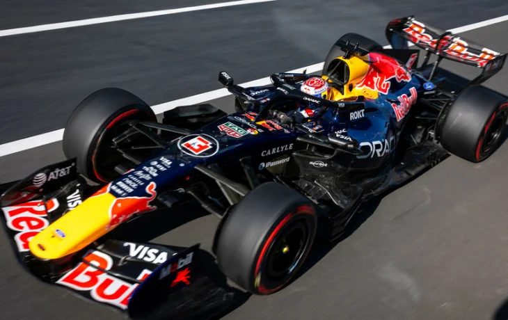 &laquo;Почему мне никто не сказал?&raquo; Макс Ферстаппен выругался на Red Bull