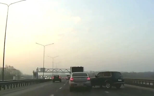  &laquo;Шашки&raquo; на окружной дороге в Рязани привели к ДТП