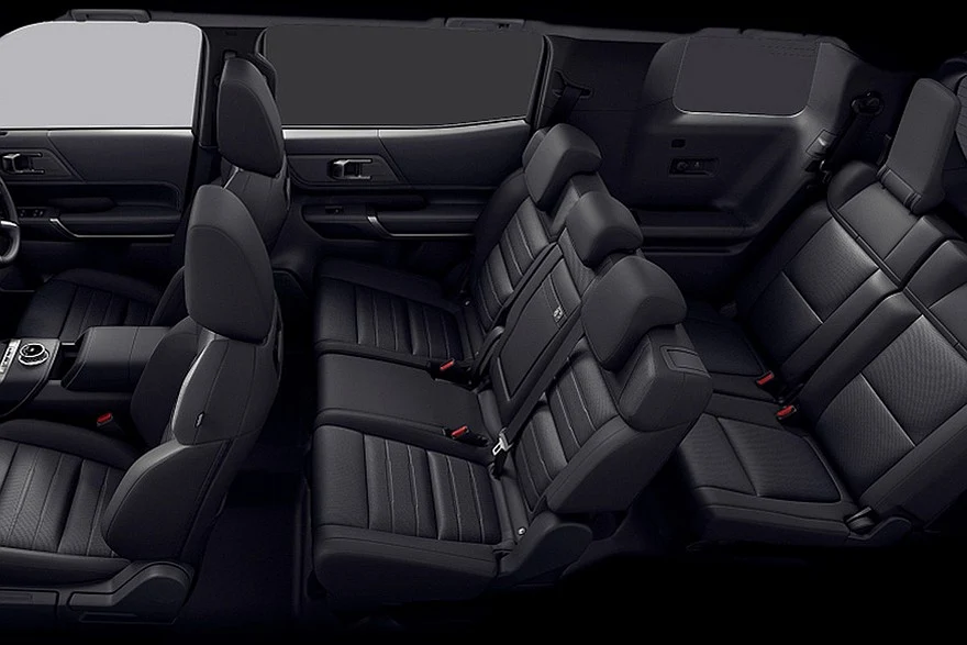 Базовый Mitsubishi Pajero для Японии