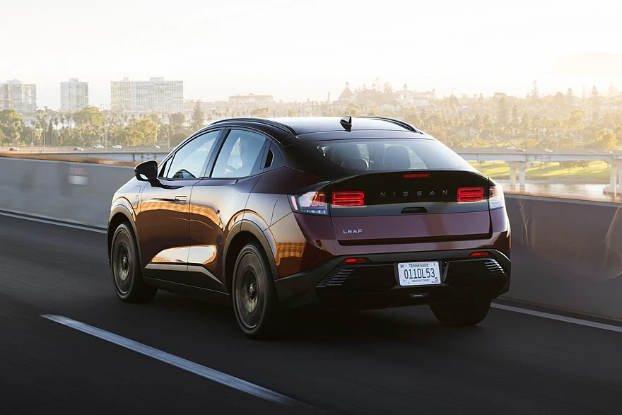 Топовый новый Nissan Leaf для США
