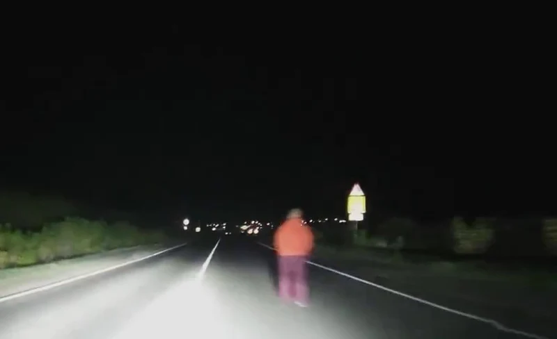  &laquo;Возвращалась домой от подруги&raquo;: автомобиль сбил женщину в чувашском селе