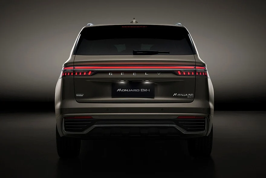 Geely Monjaro EM-i для Европы