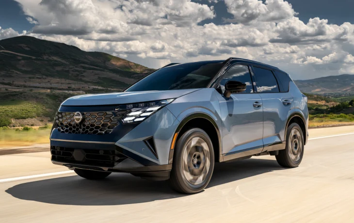 Nissan полностью рассекретил новый гибридный кроссовер Rogue, цены известны