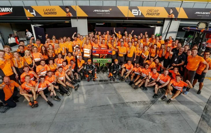 Зак Браун признал, что позволить Норрису и Пиастри бороться в Монце было ошибкой