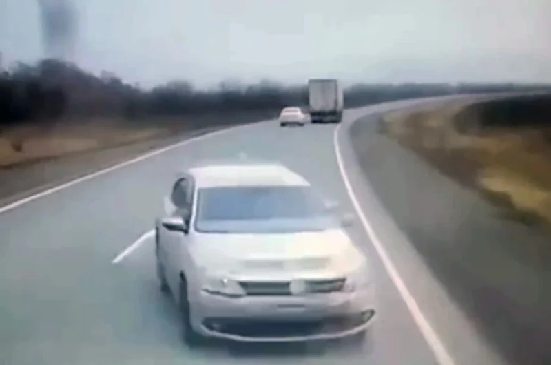  &laquo;Спровоцировал ДТП и скрылся&raquo;: мать и дочь погибли в ДТП на трассе Самара — Оренбург