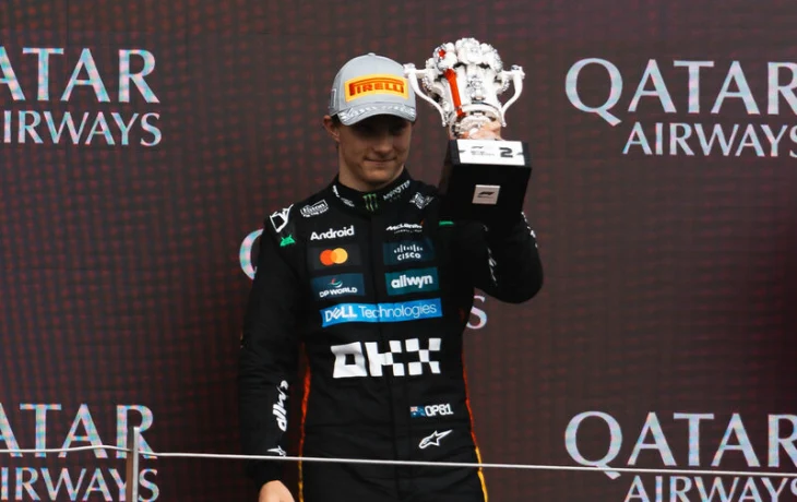 &laquo;Это больно&raquo;. Оскар Пиастри объяснил свои действия на рестарте