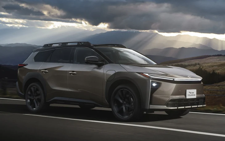 Кросс-универсал Toyota bZ4X Touring стартует в Японии: подробности и цены