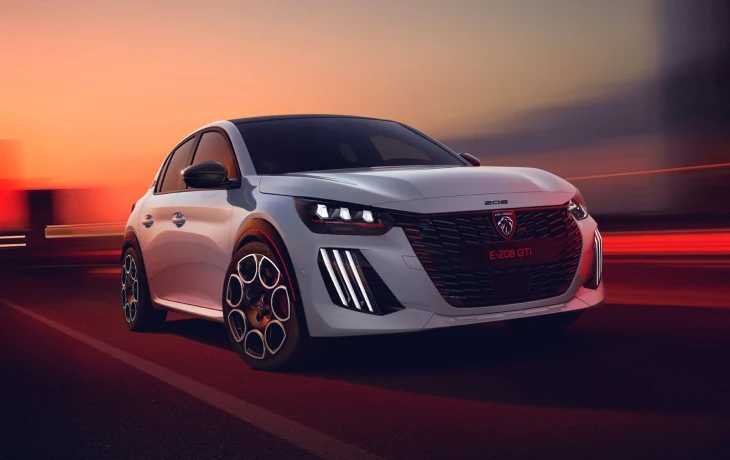 Peugeot полностью рассекретила серийный хот-хэтч E-208 GTi, цена известна