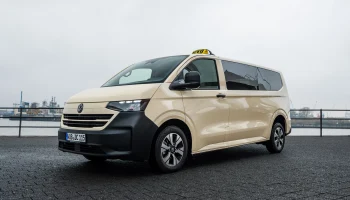 Volkswagen подготовил Transporter Kombi и Caravelle для работы в такси