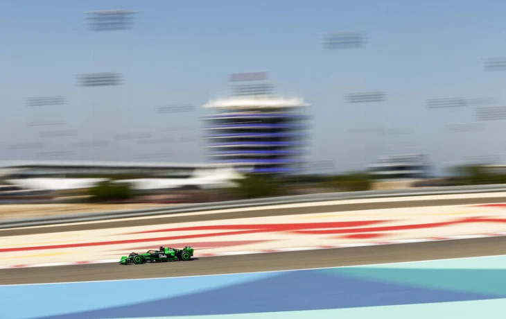 Трансляция первого дня зимних тестов Формулы 1 в Бахрейне