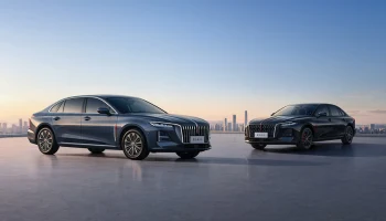 Обновлённый седан Hongqi H5 поступил в продажу, компанию ему составил улучшенный минивэн HQ9