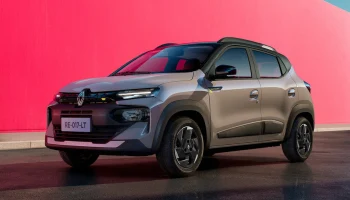 Бюджетник Renault Kwid с ДВС обновлён на фоне отставки электрического брата