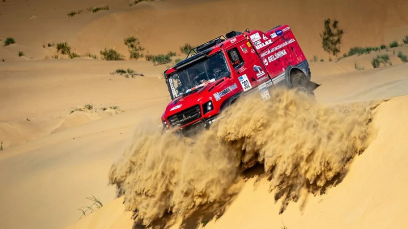 Драма МАЗа на &laquo;Шелковом пути-2025&raquo;: Вязович перевернулся на 9-м этапе и сошёл