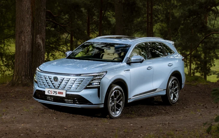 Выпуск кроссовера Changan CS75 Plus AWD стартует на Автоторе