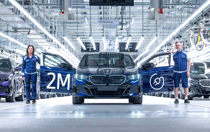 Натужная гордость: BMW Group отчиталась о выпуске двухмиллионного электромобиля