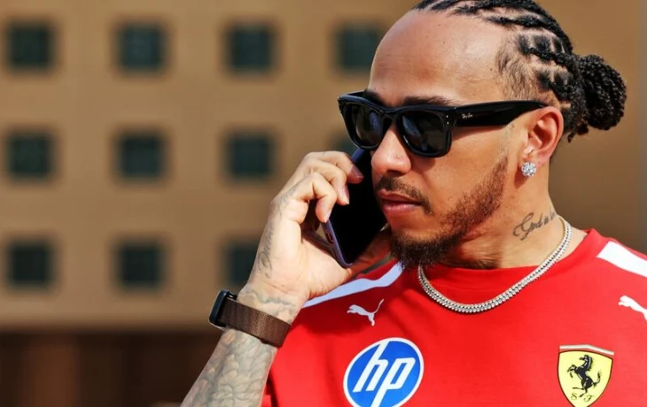 Льюис Хэмилтон призвал FIA &laquo;разобраться&raquo; с Mercedes