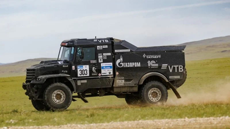 Эдуард Николаев: Ребята за ночь восстановили машину &mdash; честь им и хвала