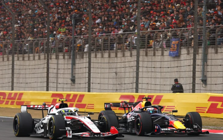 &laquo;Посмешище, а не гонки&raquo;. Макс Ферстаппен жёстко раскритиковал Формулу 1