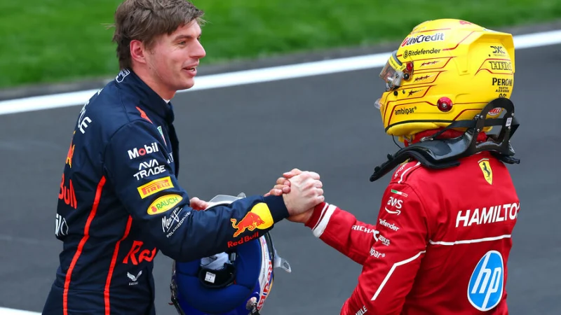 &laquo;Просто реакция на Сильверстоун&raquo;. Хэмилтон поддержал Ферстаппена