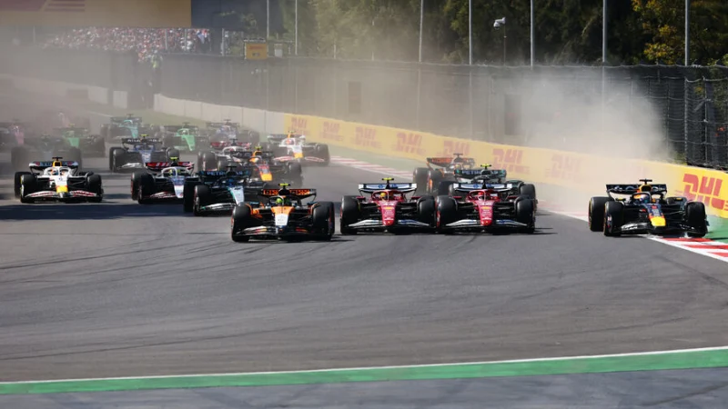 Ландо Норрис победил на Гран При Мексики и возглавил чемпионат