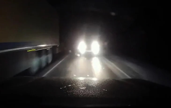  &laquo;Пересек сплошную и выехал на встречную&raquo;: два автомобиля столкнулись на трассе А‑108 во Владимир