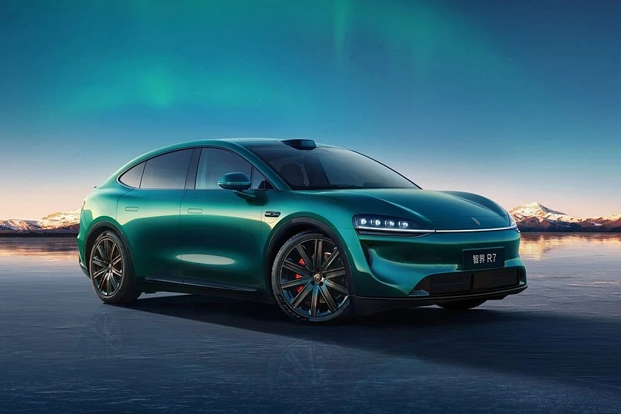 Актуальный Luxeed R7