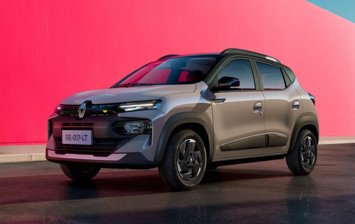 Бюджетник Renault Kwid с ДВС обновлён на фоне отставки электрического брата
