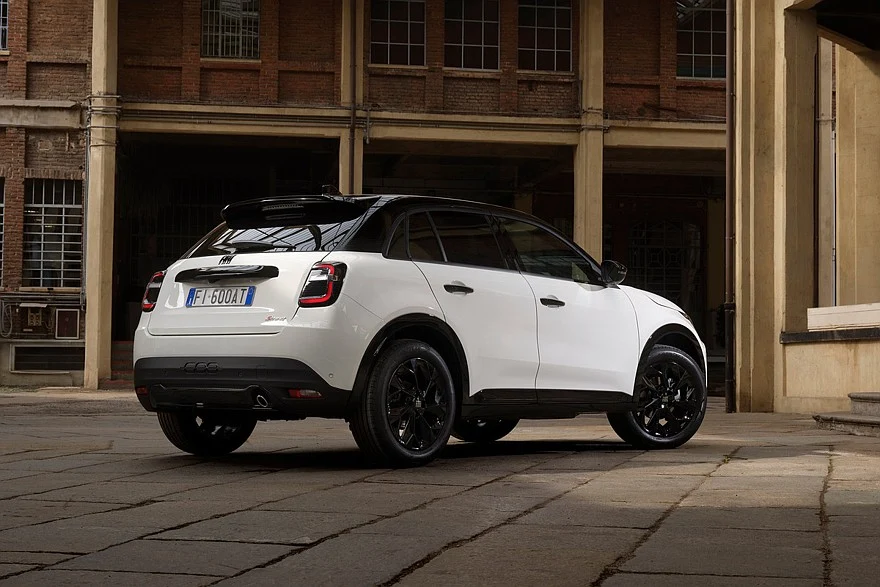 Бензиновый Fiat 600 Street