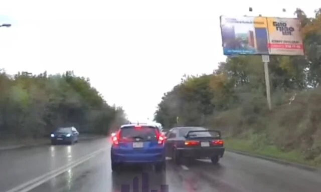  &laquo;Пошел права качать&raquo;: водитель &laquo;Хонды&raquo; совершил ДТП в Красноярске