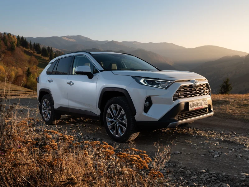 Toyota &ndash; лидер продаж среди среди SUV с пробегом