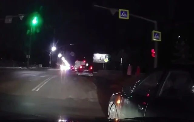  &laquo;Кто сзади тот и смотрит&raquo;: новая трактовка правил от водителя