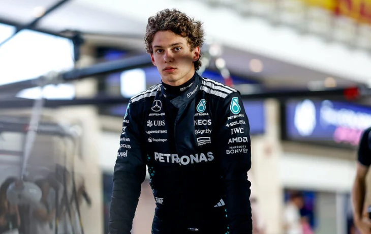 Отец Кими Антонелли выступил с заявлением на фоне угроз в адрес своего сына