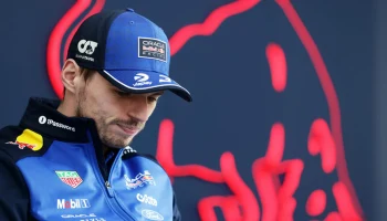 &laquo;Почему я должен уважать вас?&raquo; Макс Ферстаппен объяснил конфликт с журналистом