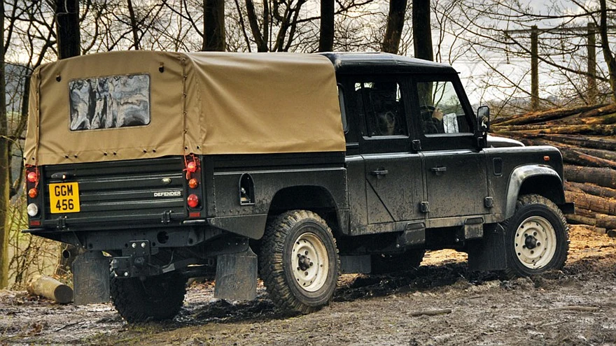Land Rover 130 Pickup предыдущего поколения
