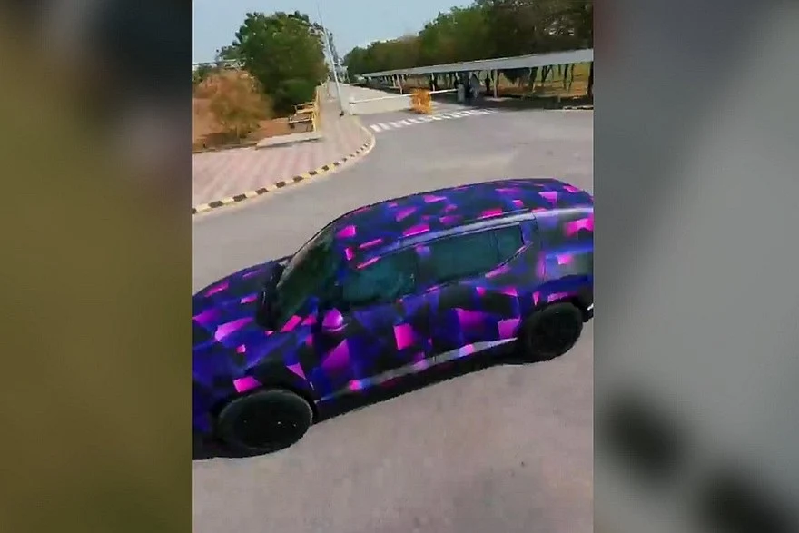 Тестовый прототип грядущего электрического паркетника Honda индийского производства