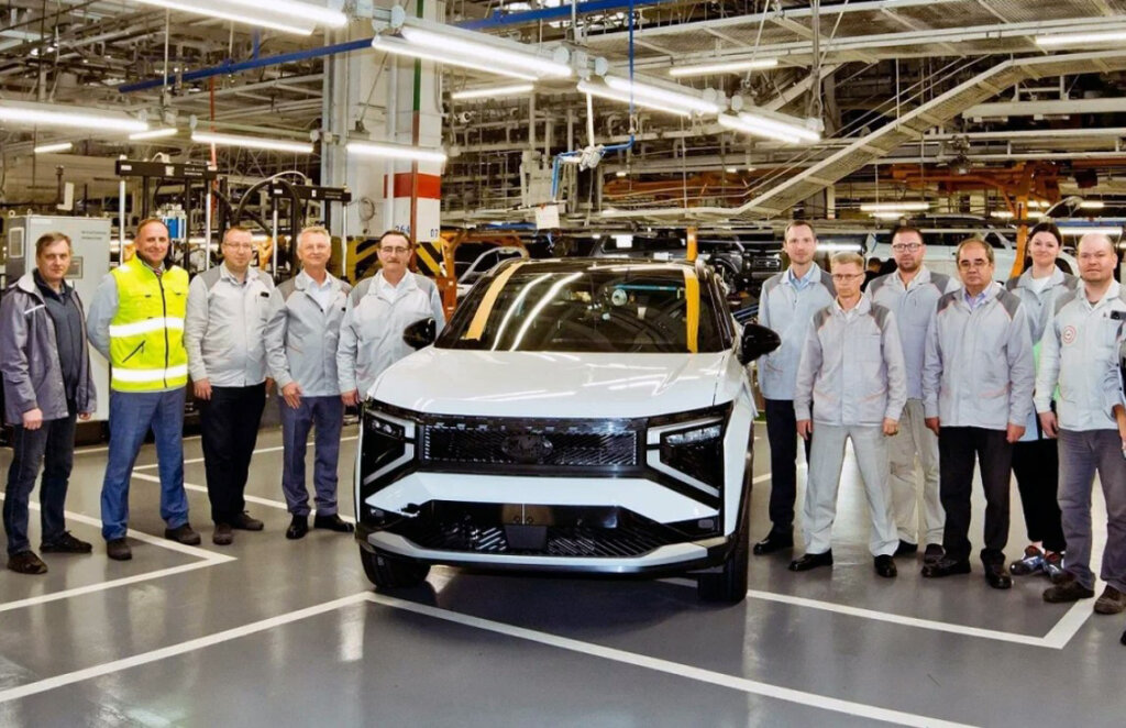 Lada Azimut уже на конвейере. Что ждёт новый кроссовер: оглушительный успех или полный провал?