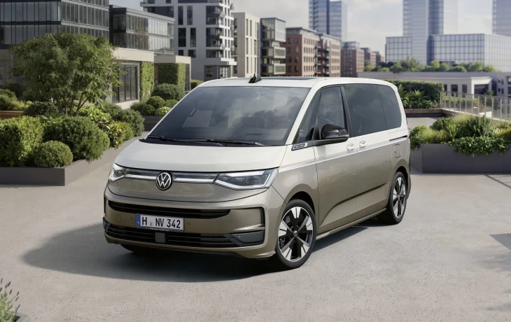 Volkswagen Multivan готовится к обновлению: первое фото