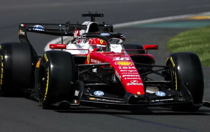 Ferrari оформила дубль в первой тренировке Формулы 1 в Австралии
