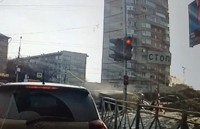  ДТП на улице Танковой в Новосибирске: водитель &laquo;Хонды&raquo; при повороте не пропустил встречную машин